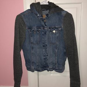 Hollister jean jacket with hood